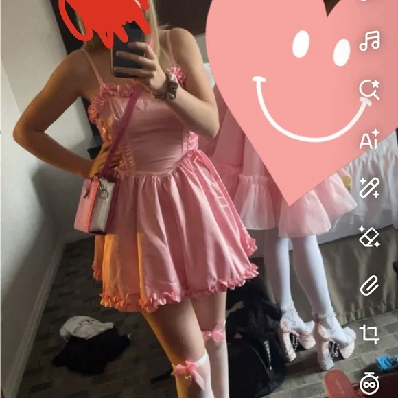 Pink Ruffled satin Dress - Picture 9 of 9